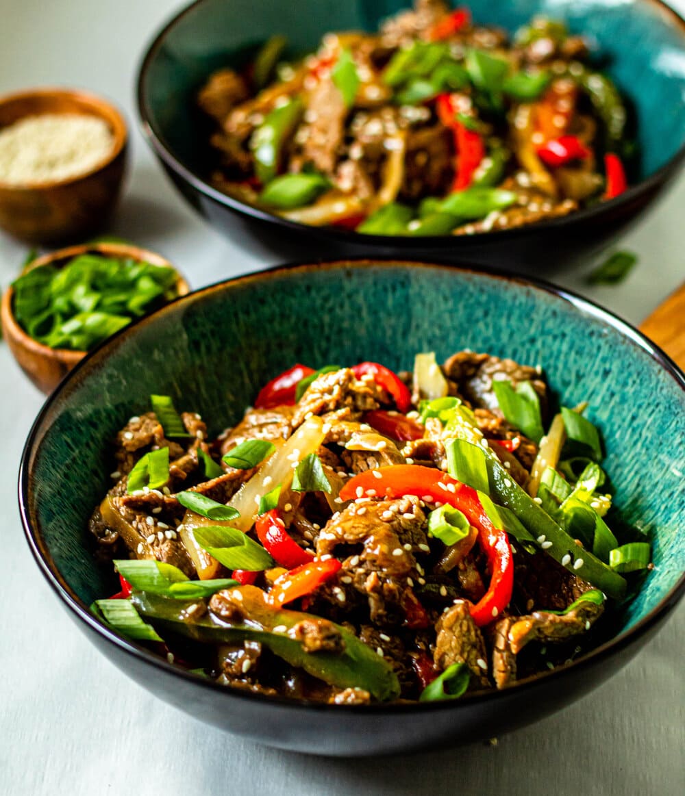 Whole30 Pepper Steak Stir-Fry (Paleo + Gluten-Free)