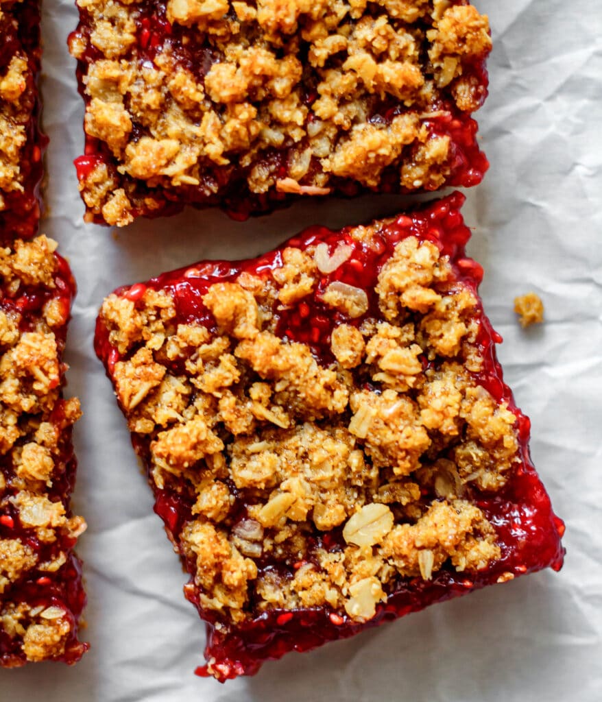 raspberry oatmeal crumb bar