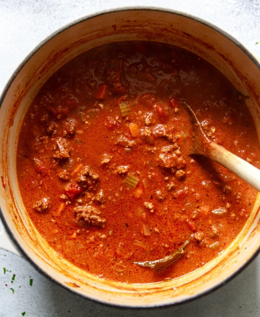 bolognese sauce in pot