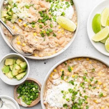 2 bowls of white chicken chili