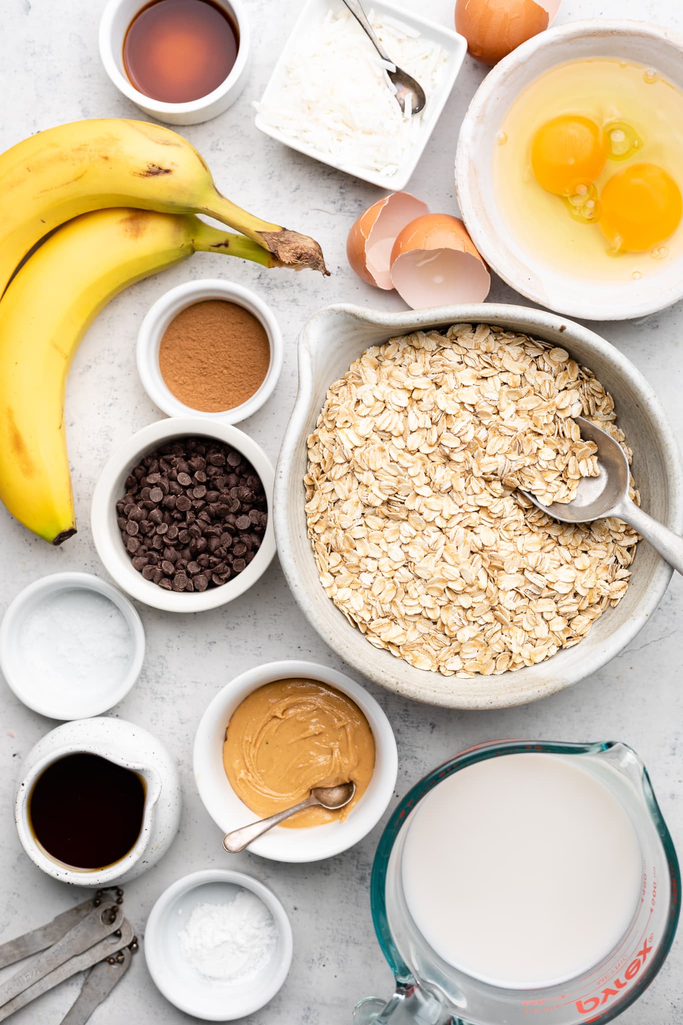 Banana Baked Oatmeal - All the Healthy Things