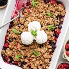 Mixed Berry Crisp -image