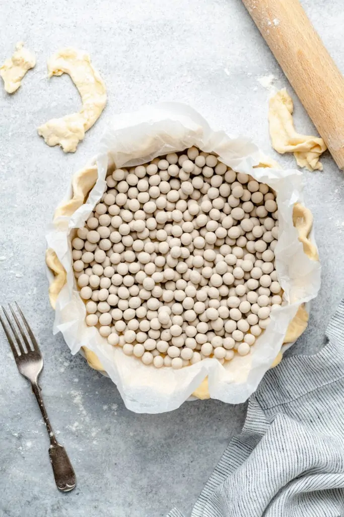 pie weights in pie dough