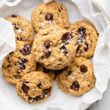 Almond Flour Chocolate Chip Cookies