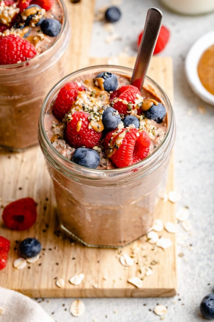 chocolate overnight oats in jar