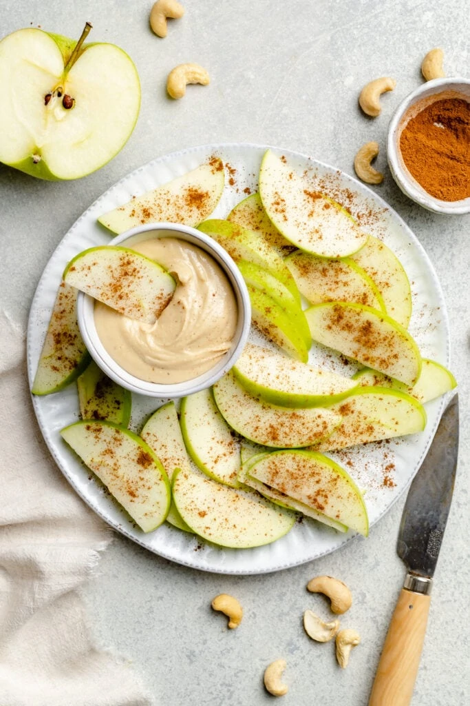 cashew butter with apples and cinnamon