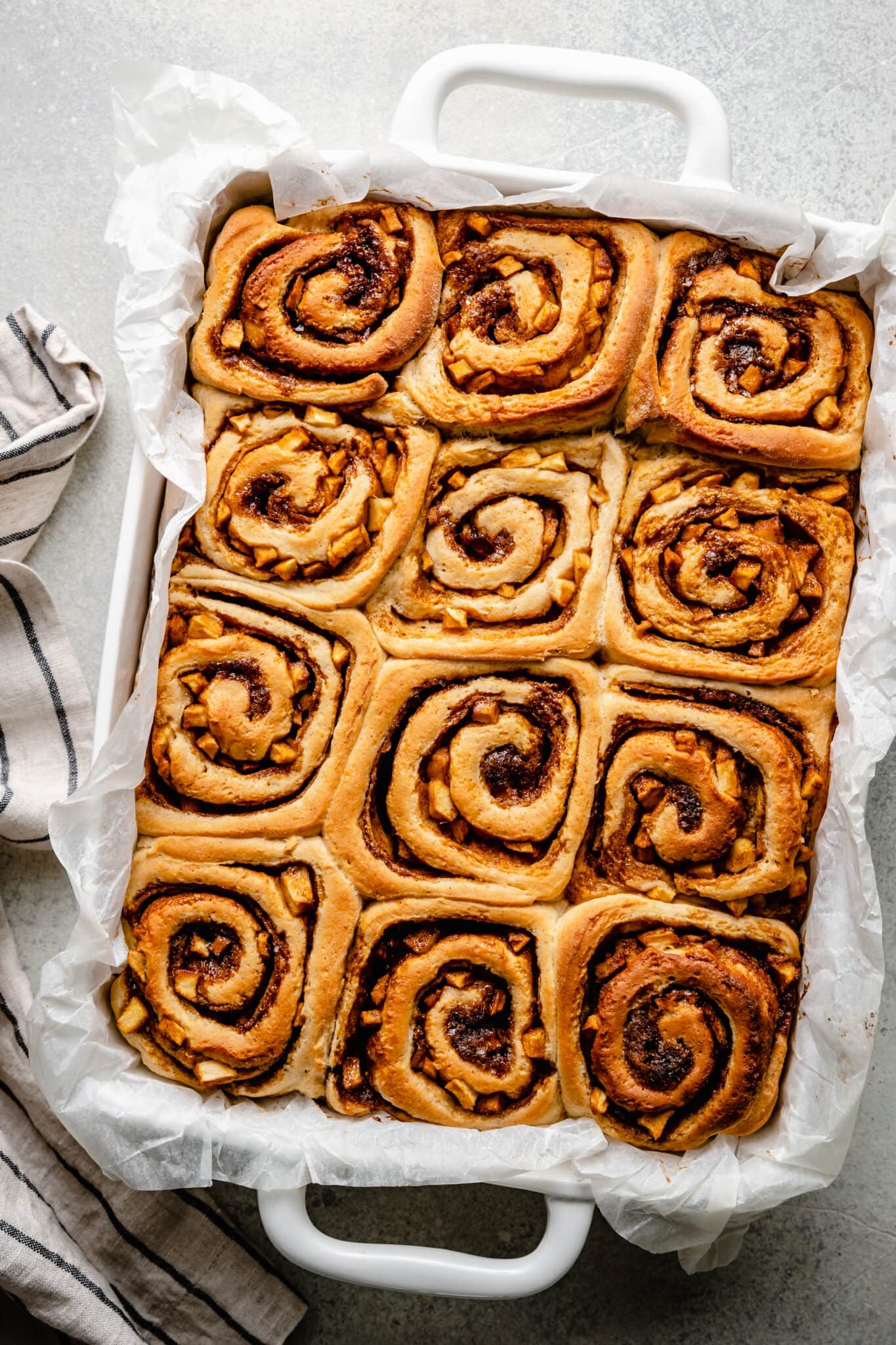 Apple Cinnamon Rolls with Brown Butter Cream Cheese Icing - All the ...