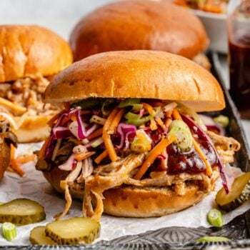 pulled pork on buns with coleslaw