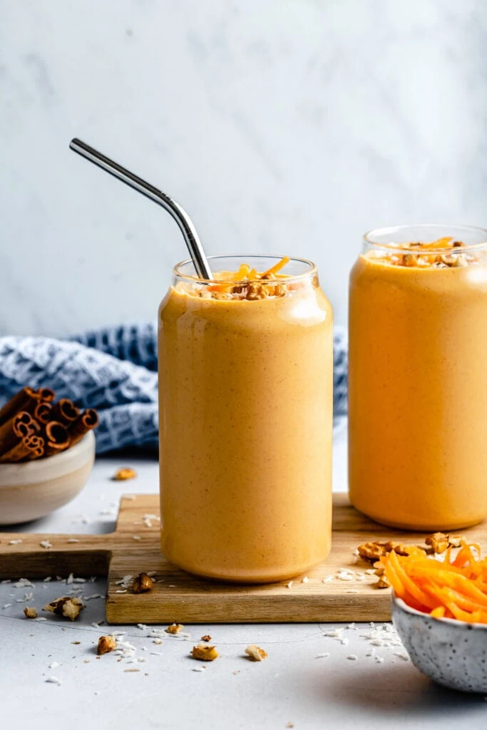 carrot cake smoothie with straw