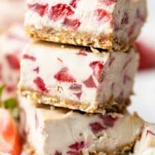 No Bake Strawberry Cheesecake Bars