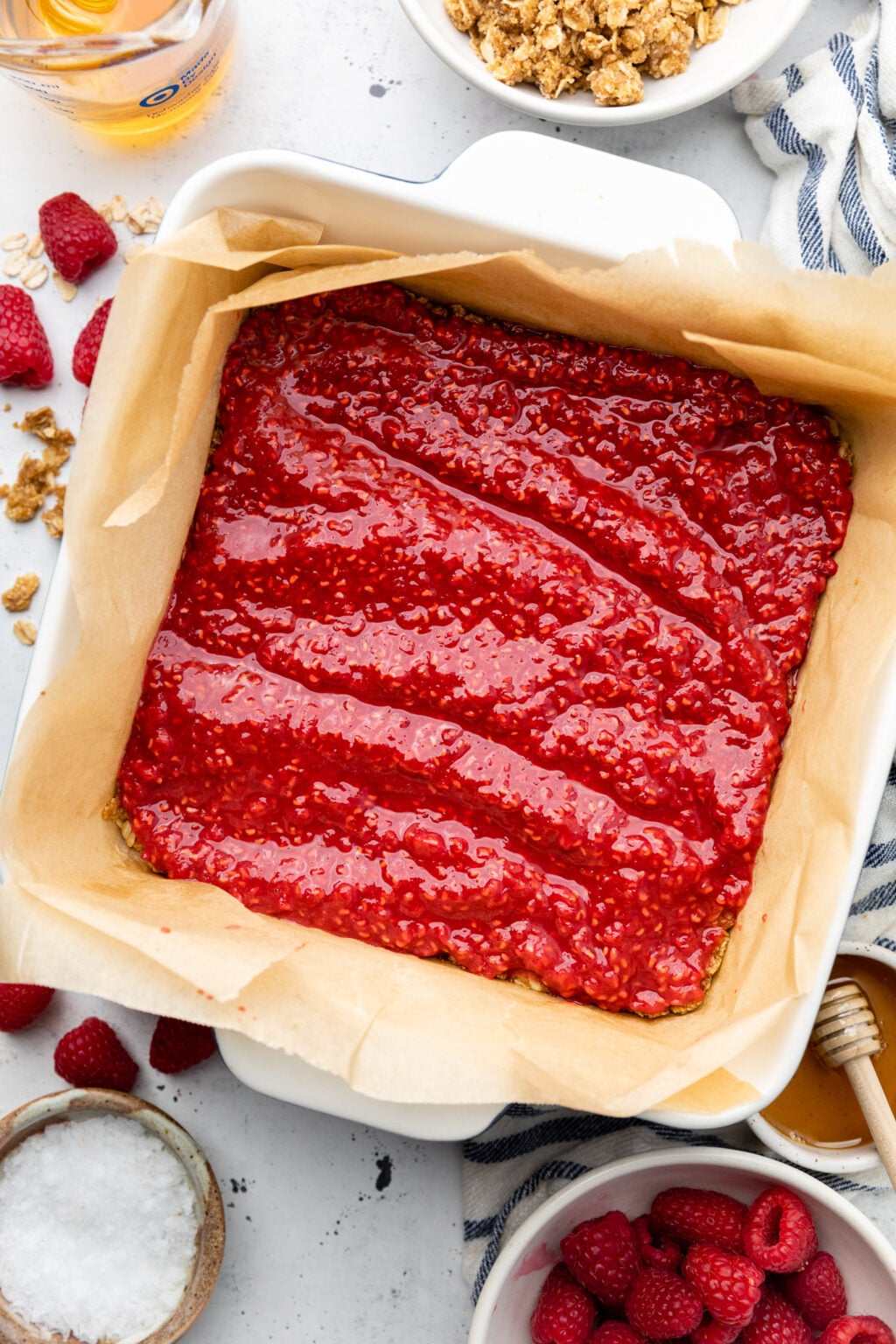 Healthy Raspberry Oatmeal Bars - All the Healthy Things