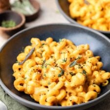 Creamy Pumpkin Mac and Cheese
