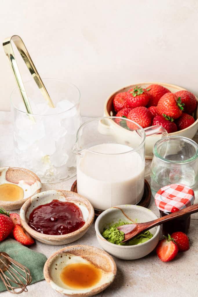 strawberry matcha ingredients