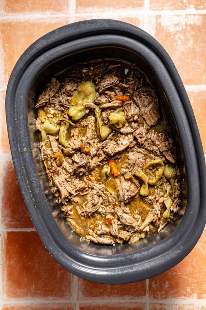 shredded italian beef in slow cooker