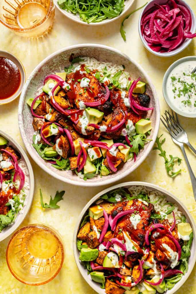 chicken bowls with ranch and toppings