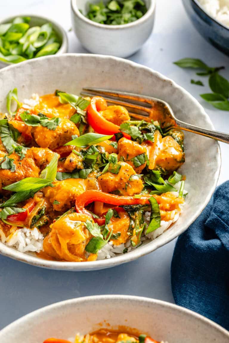 Creamy Coconut Chicken Curry - All the Healthy Things