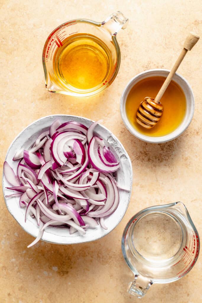pickled onion ingredients