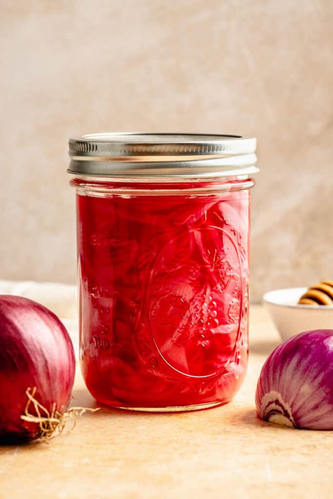 pickled onions in mason jar