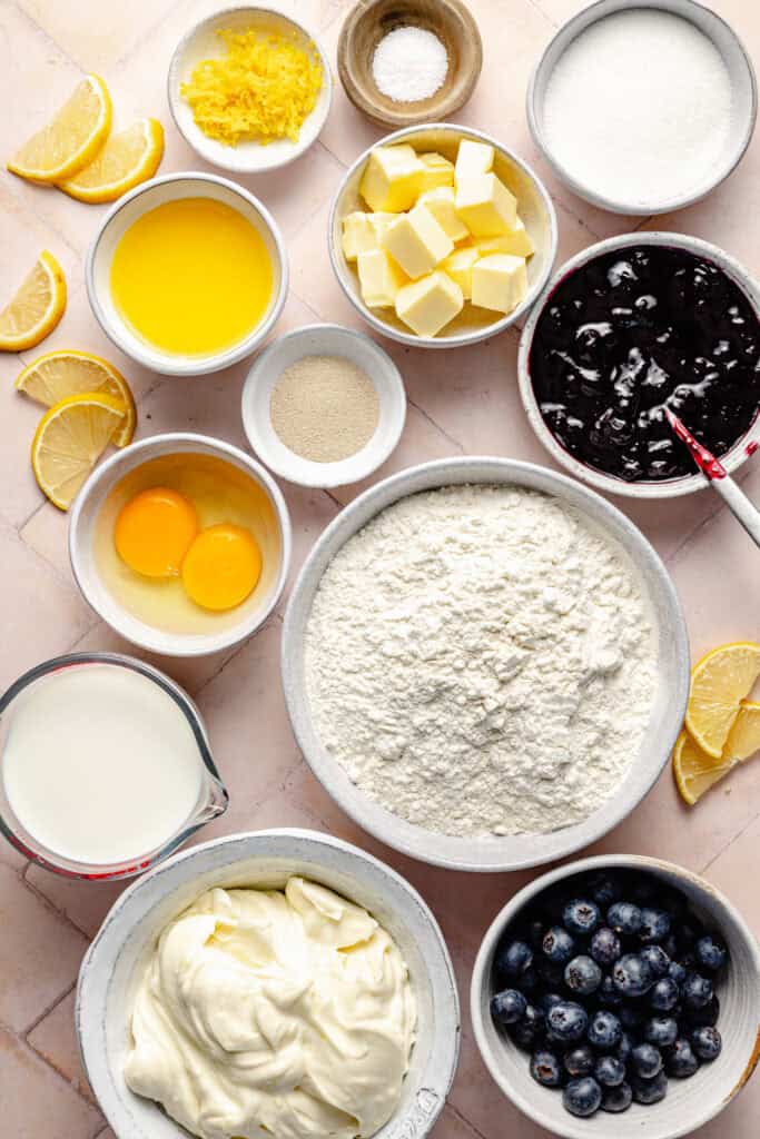 lemon sweet roll ingredients