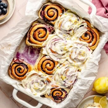 sweet rolls with cream cheese frosting
