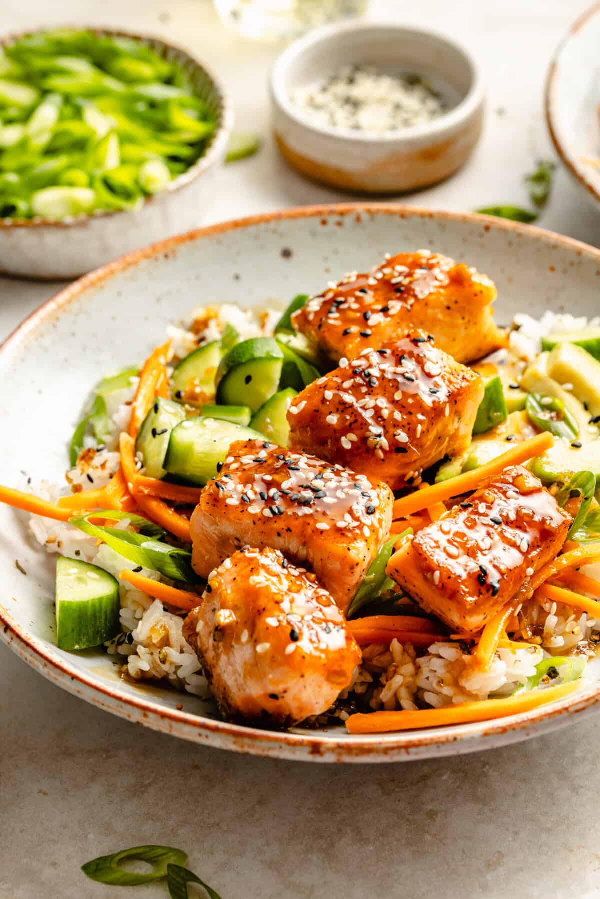 teriyaki salmon in bowl