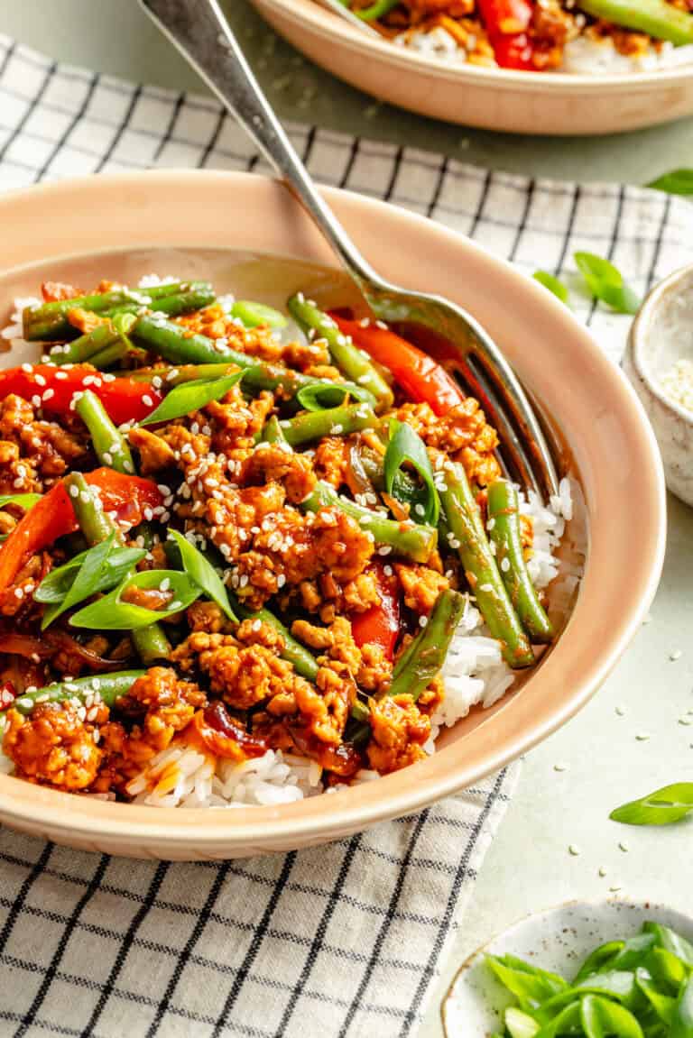 gochujang chicken bowl with fork