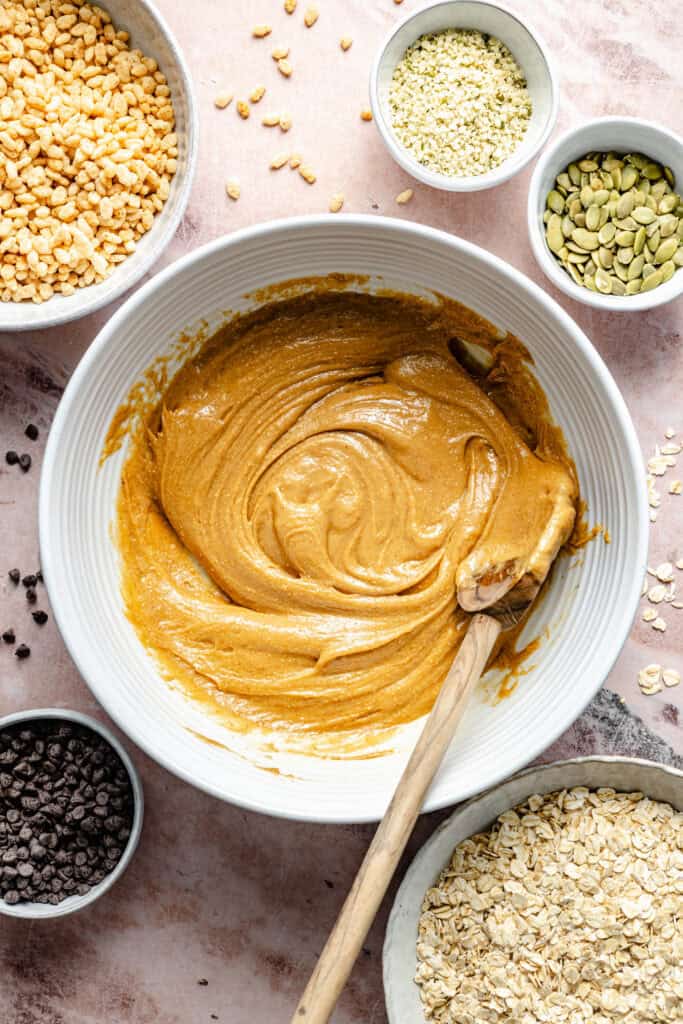 peanut butter mixture in bowl