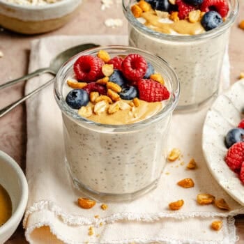 peanut butter overnight oats topped berries and peanut butter