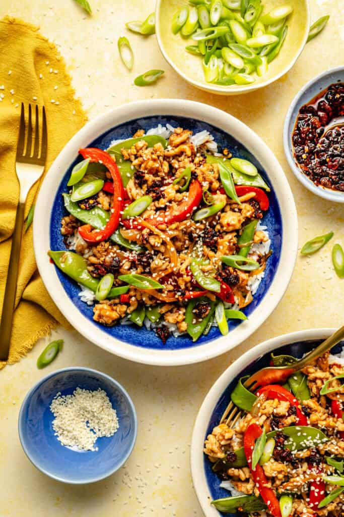 ground chicken stir fry in bowls